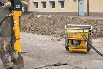 Portable powerpack for demolition and breaking concrete up to 300mm.
